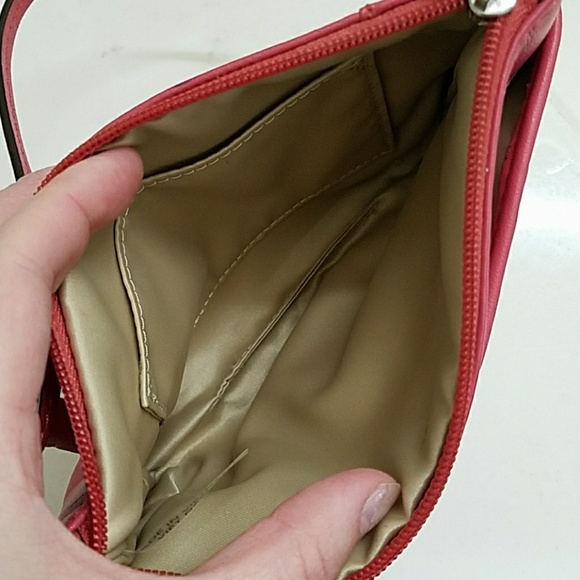 Coach wristlet - Picture 4 of 8